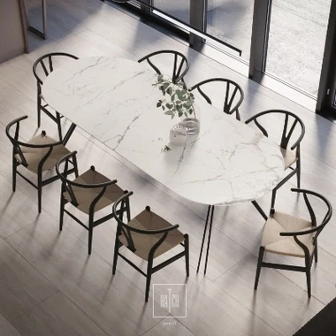 Tholoth Dining Table