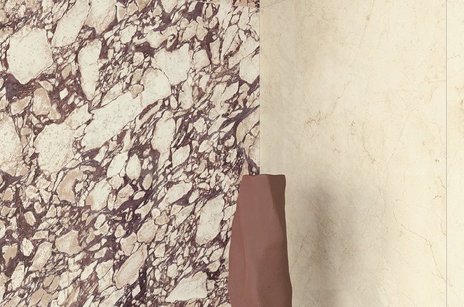 Foyer Royal Drama image 23848