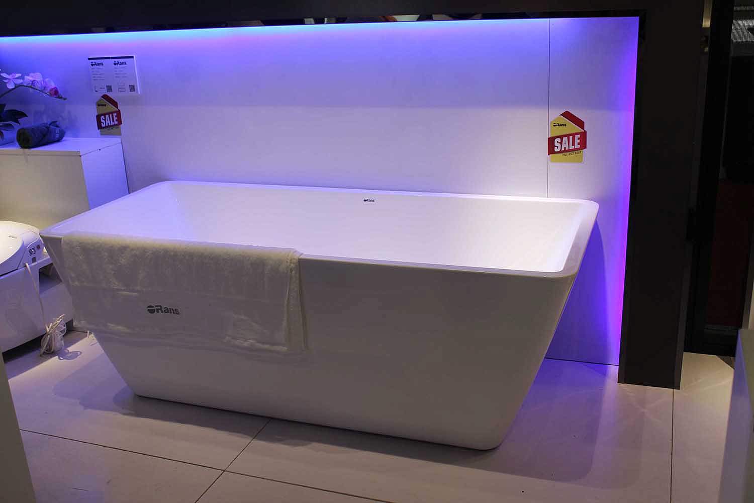 Freestanding Bathtub White image 31701