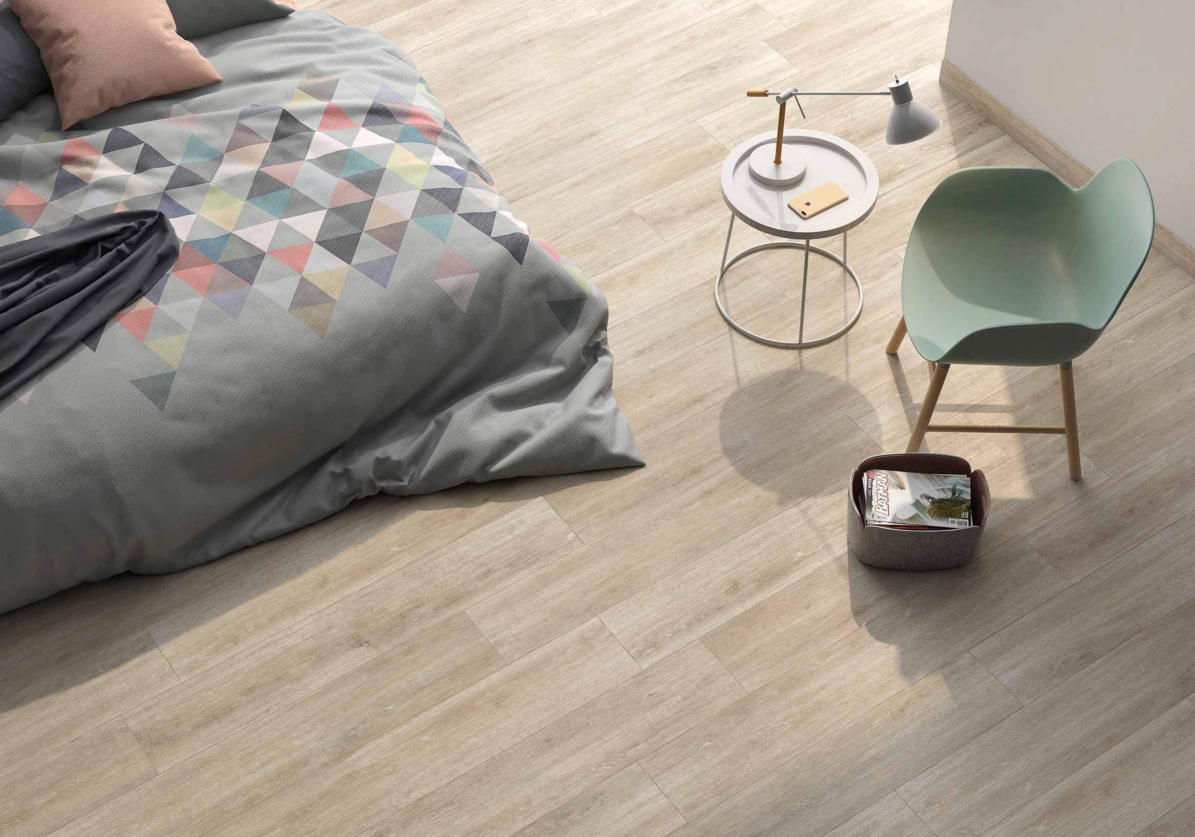 Lama Gris image 22110